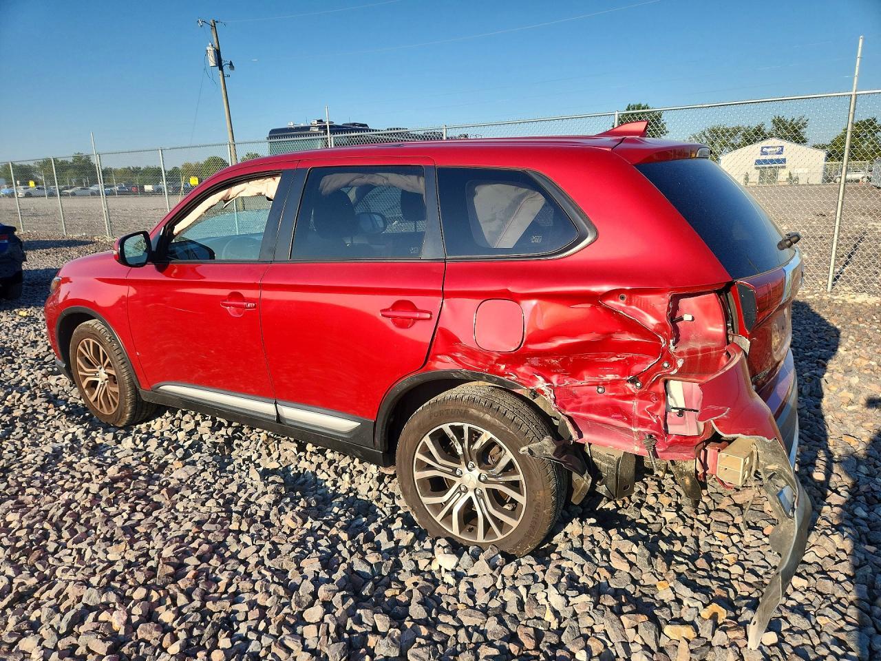 2018 Mitsubishi Outlander Se - Image 2