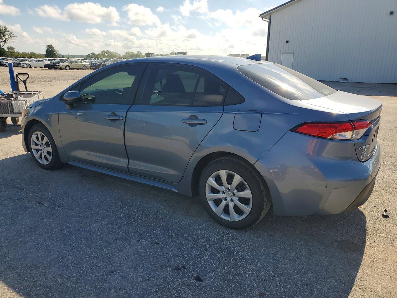2024 Toyota Corolla Le - Фото 2