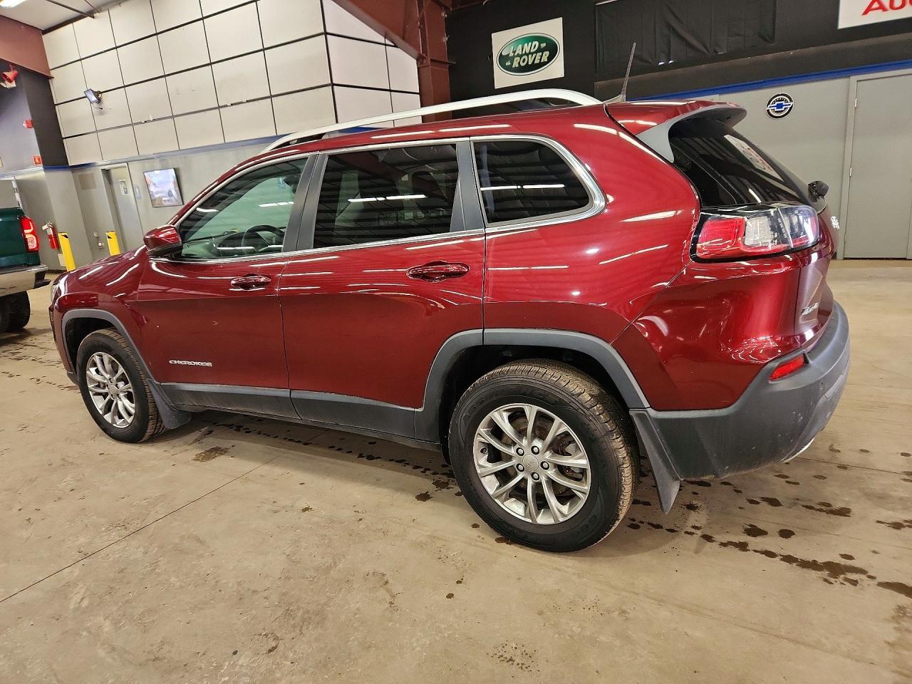 2019 Jeep Cherokee Latitude Plus - Фото 2