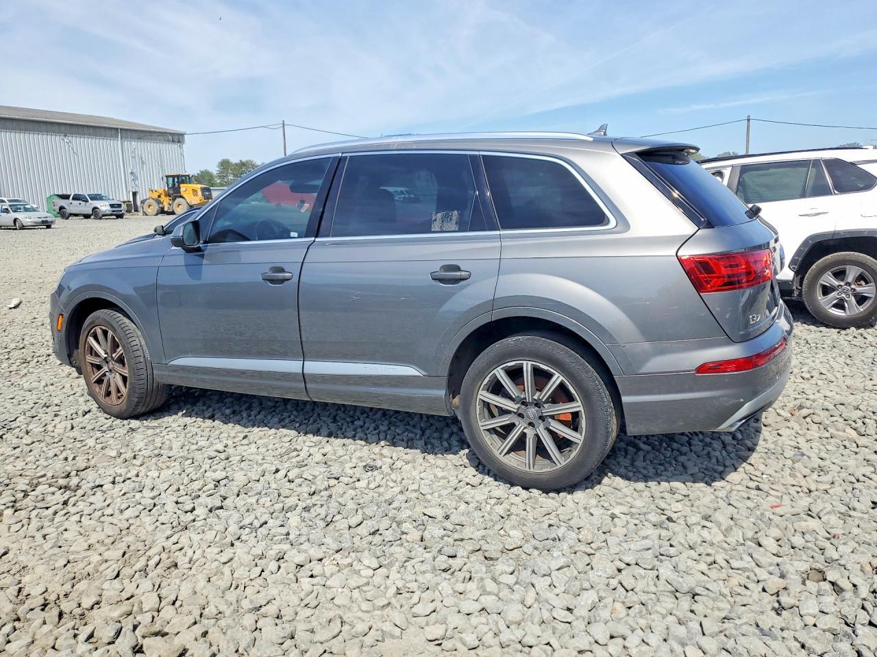 2017 Audi Q7 Premium Plus - Фото 2