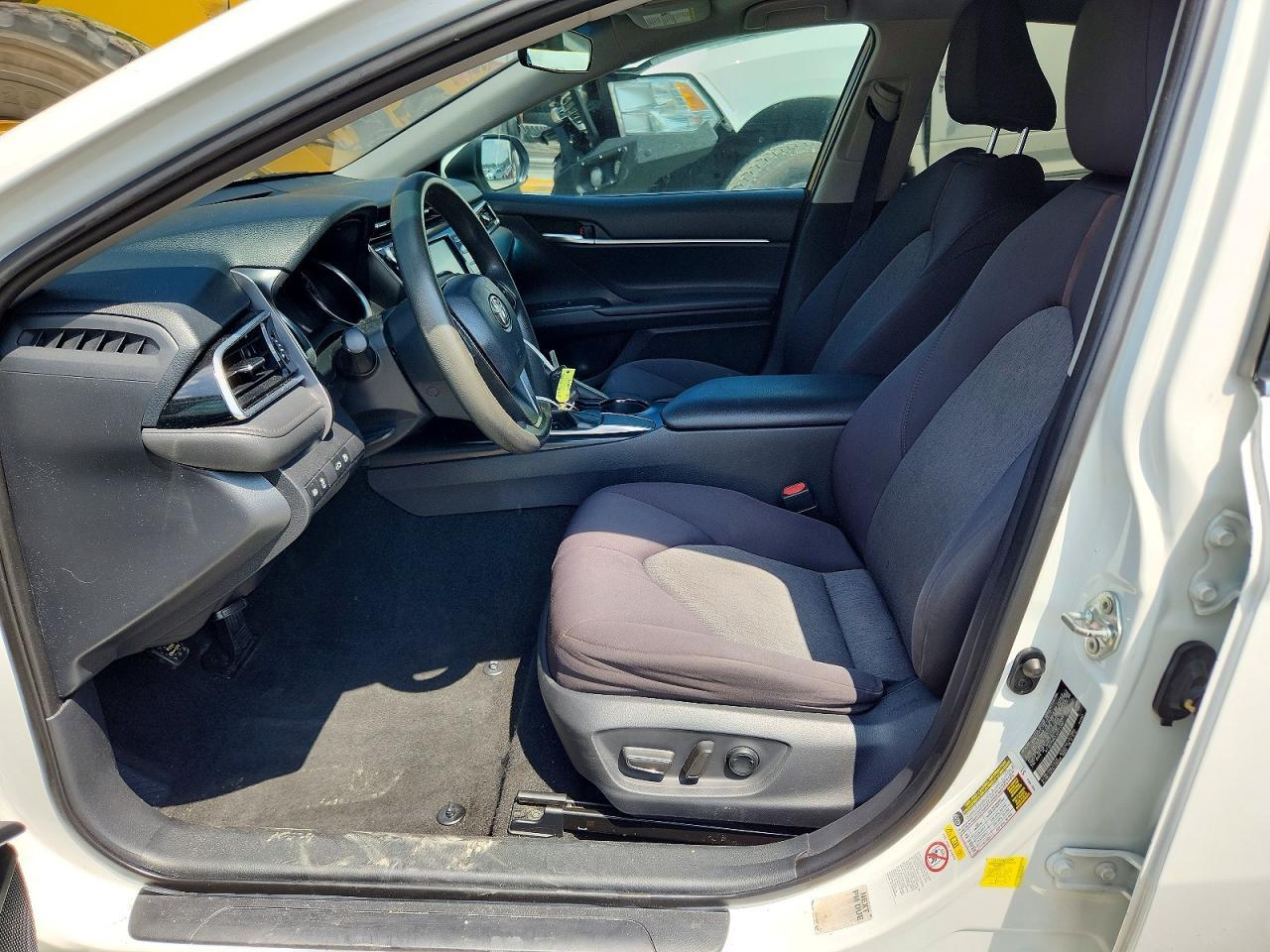 2018 Toyota Camry Le - Image 7
