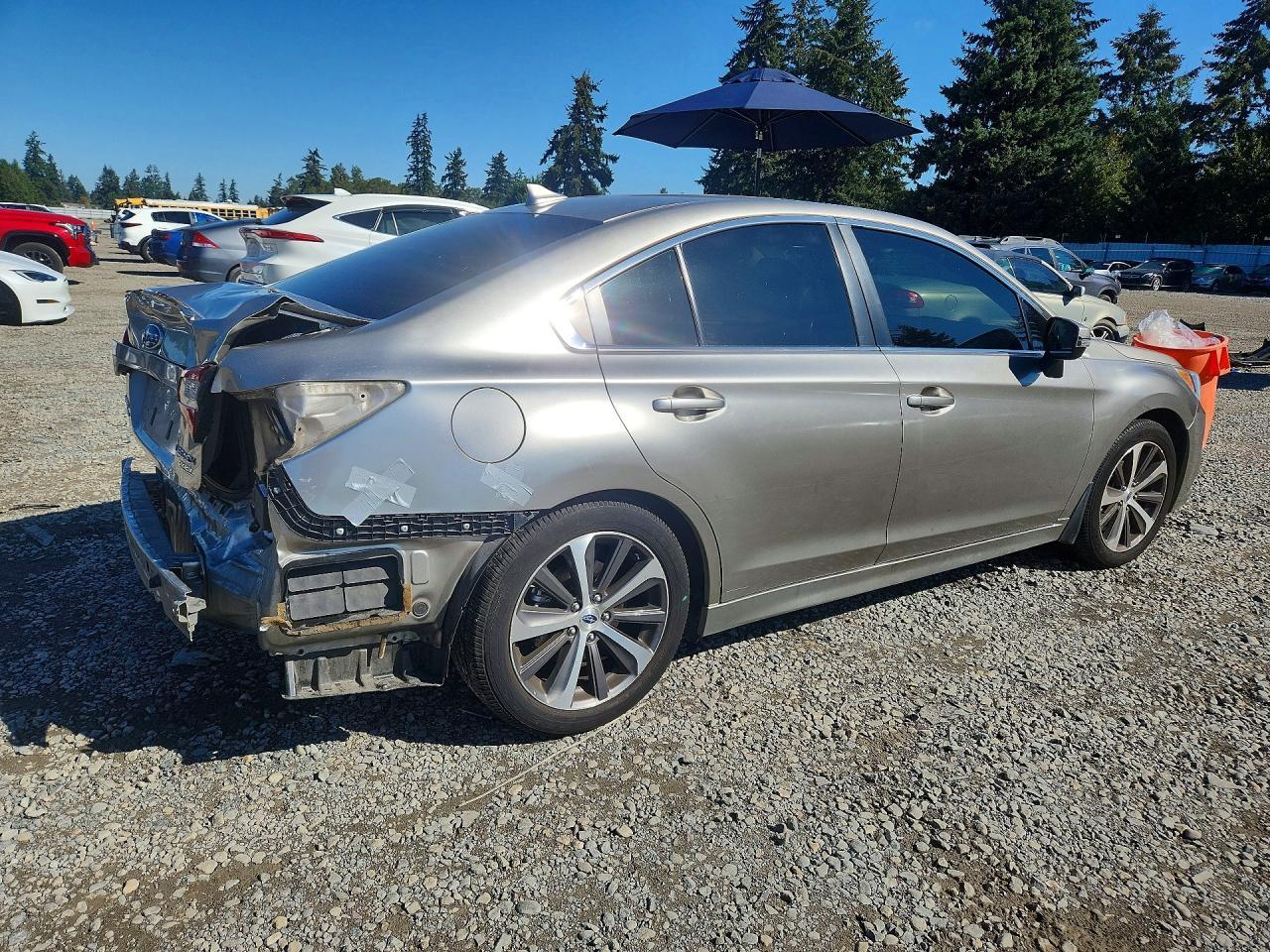 2017 Subaru Legacy 2.5I Limited - Фото 3