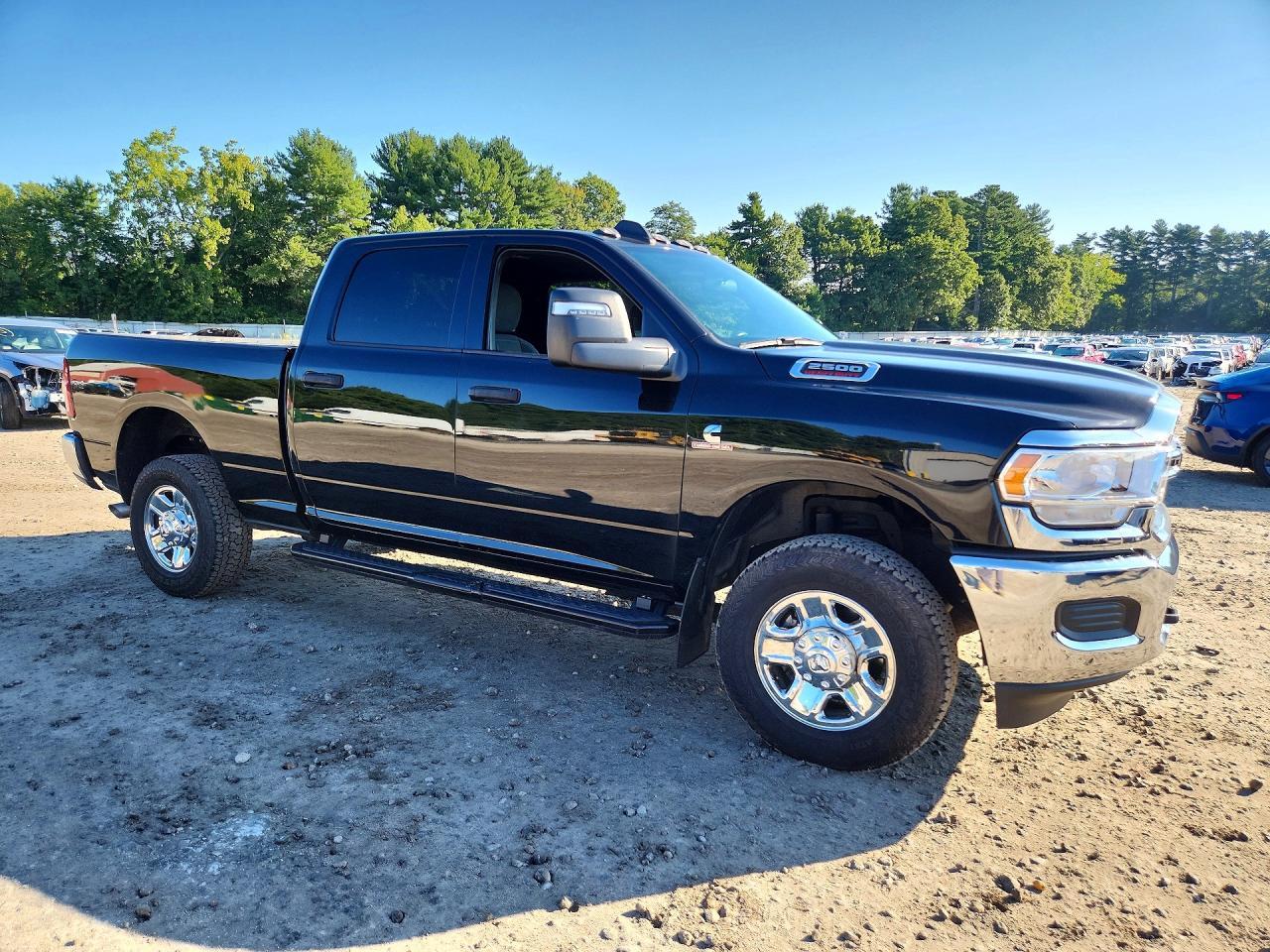 2024 Ram 2500 - Image 4