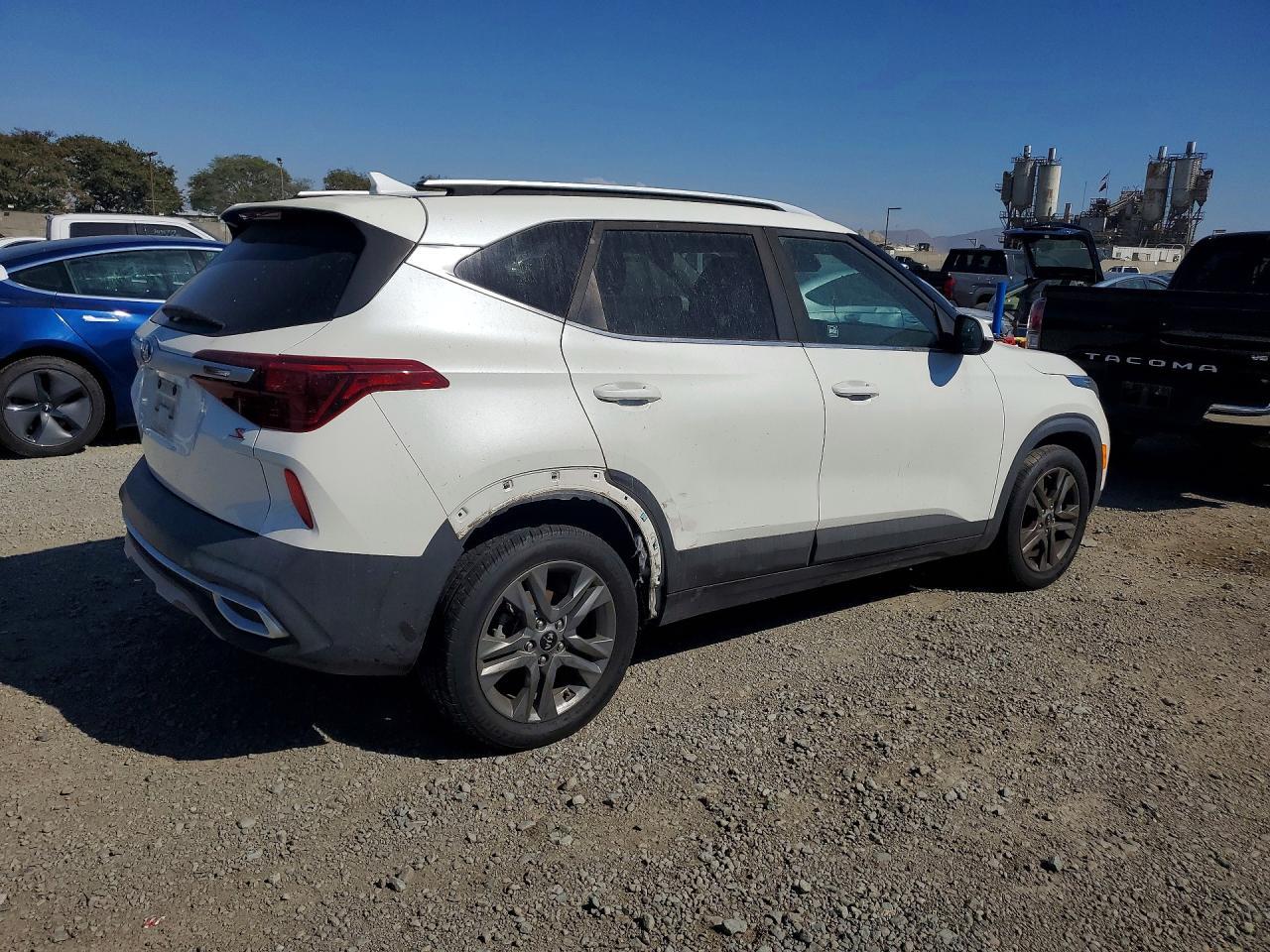 2021 Kia Seltos S - Image 3