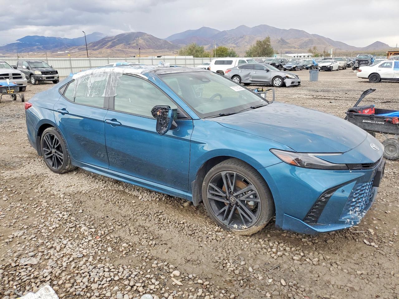 2025 Toyota Camry Xse - Image 4