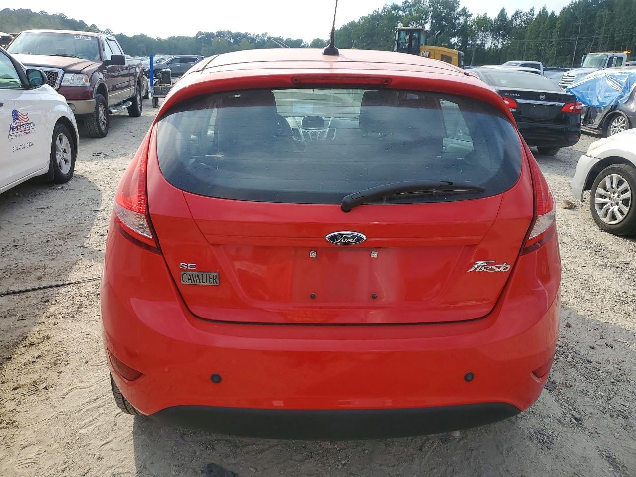 2012 Ford Fiesta Se - Image 6