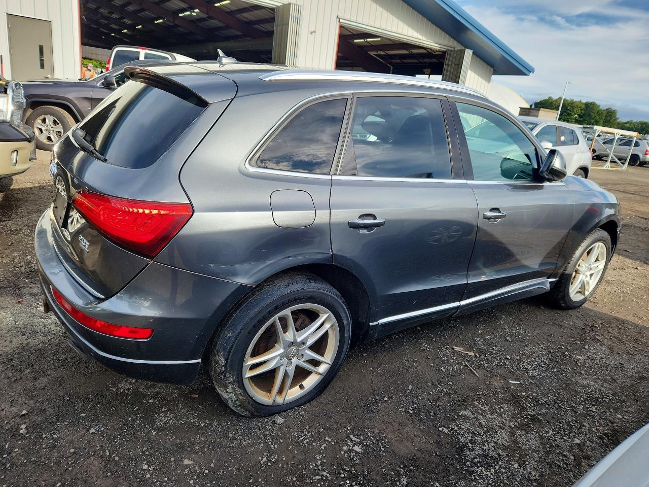 2015 Audi Q5 Premium Plus - Image 3