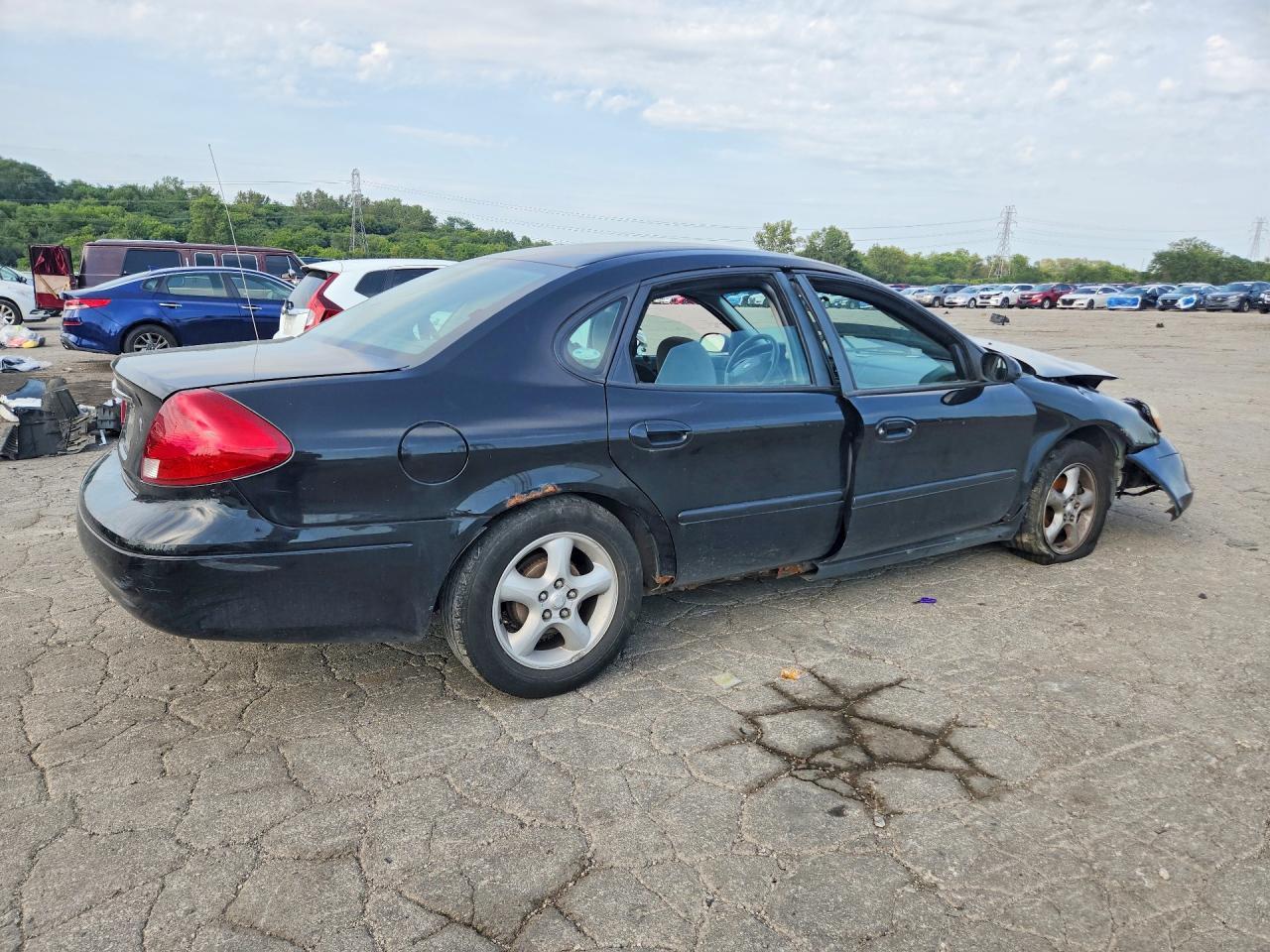 2001 Ford Taurus Se - Фото 3