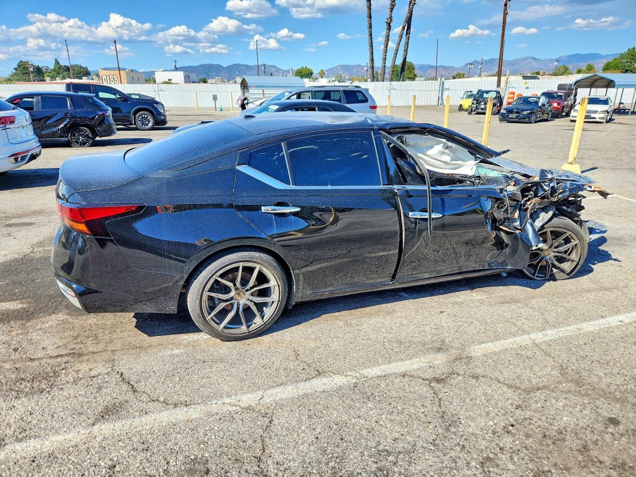 2019 Nissan Altima Sl - Фото 3