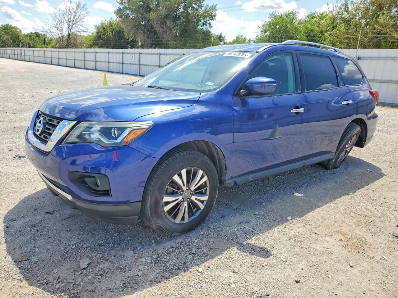 2019 Nissan Pathfinder Sv