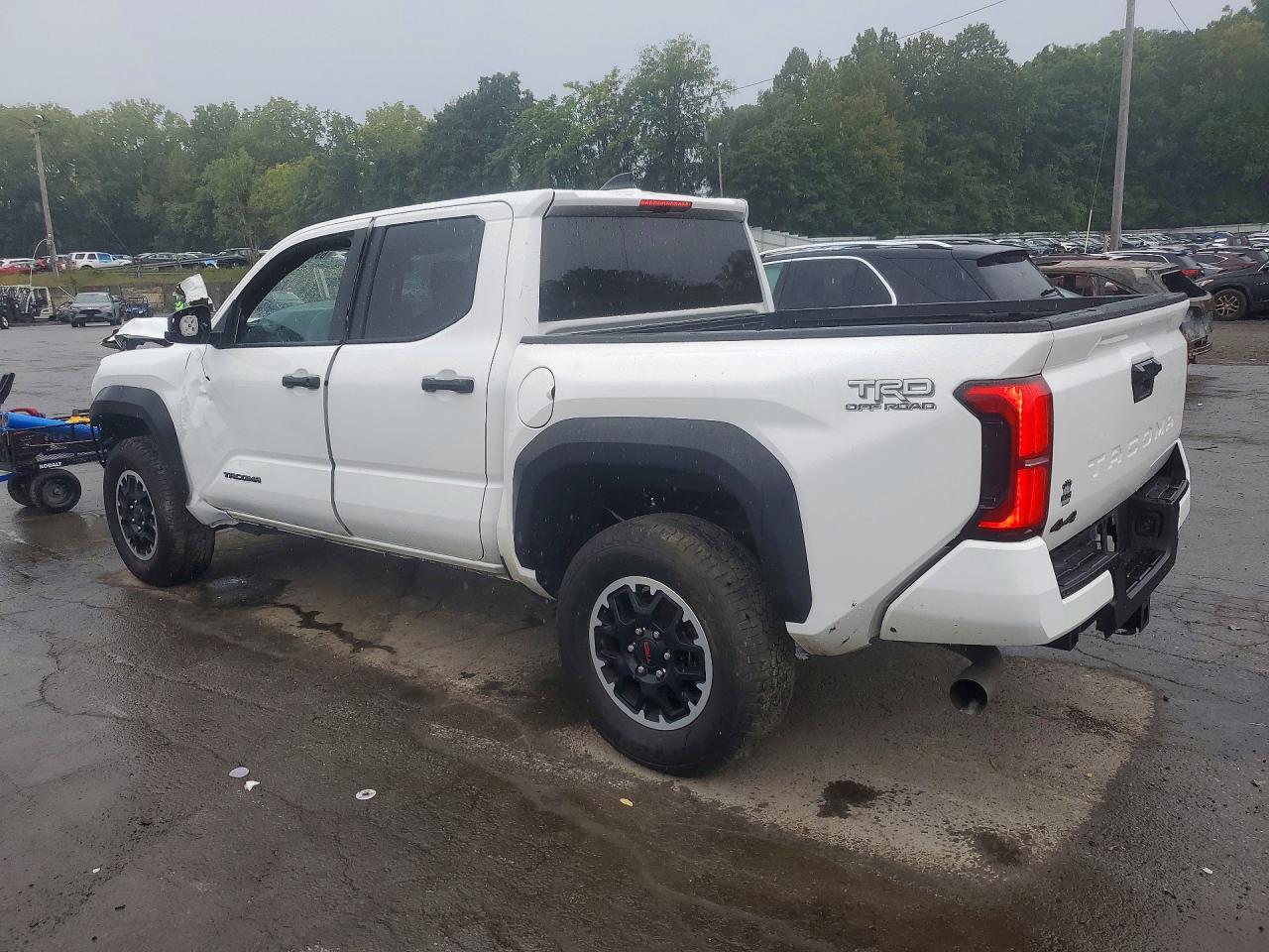 2024 Toyota Tacoma Trd Off-Road - Image 2
