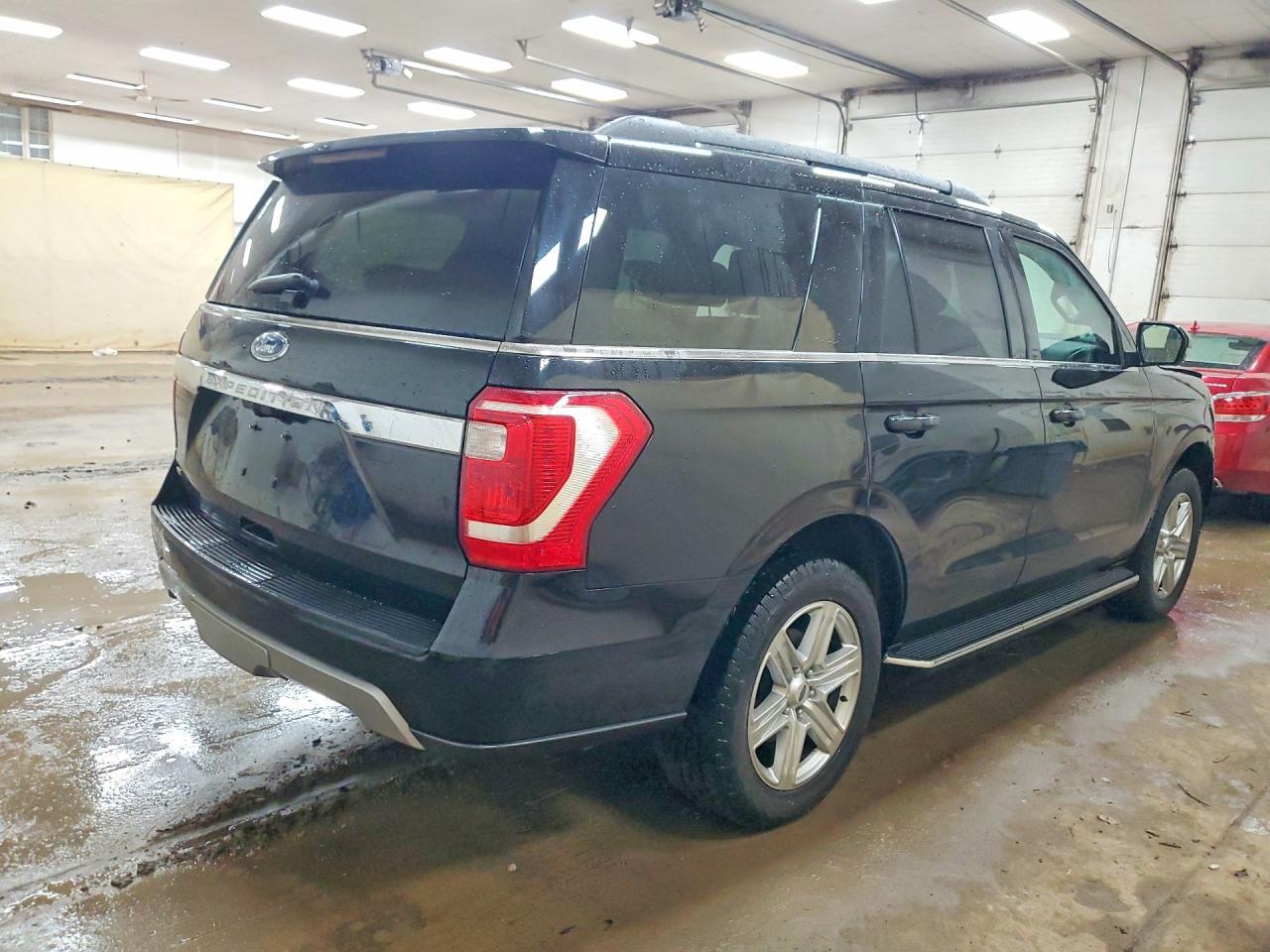 2018 Ford Expedition Xlt - Фото 3
