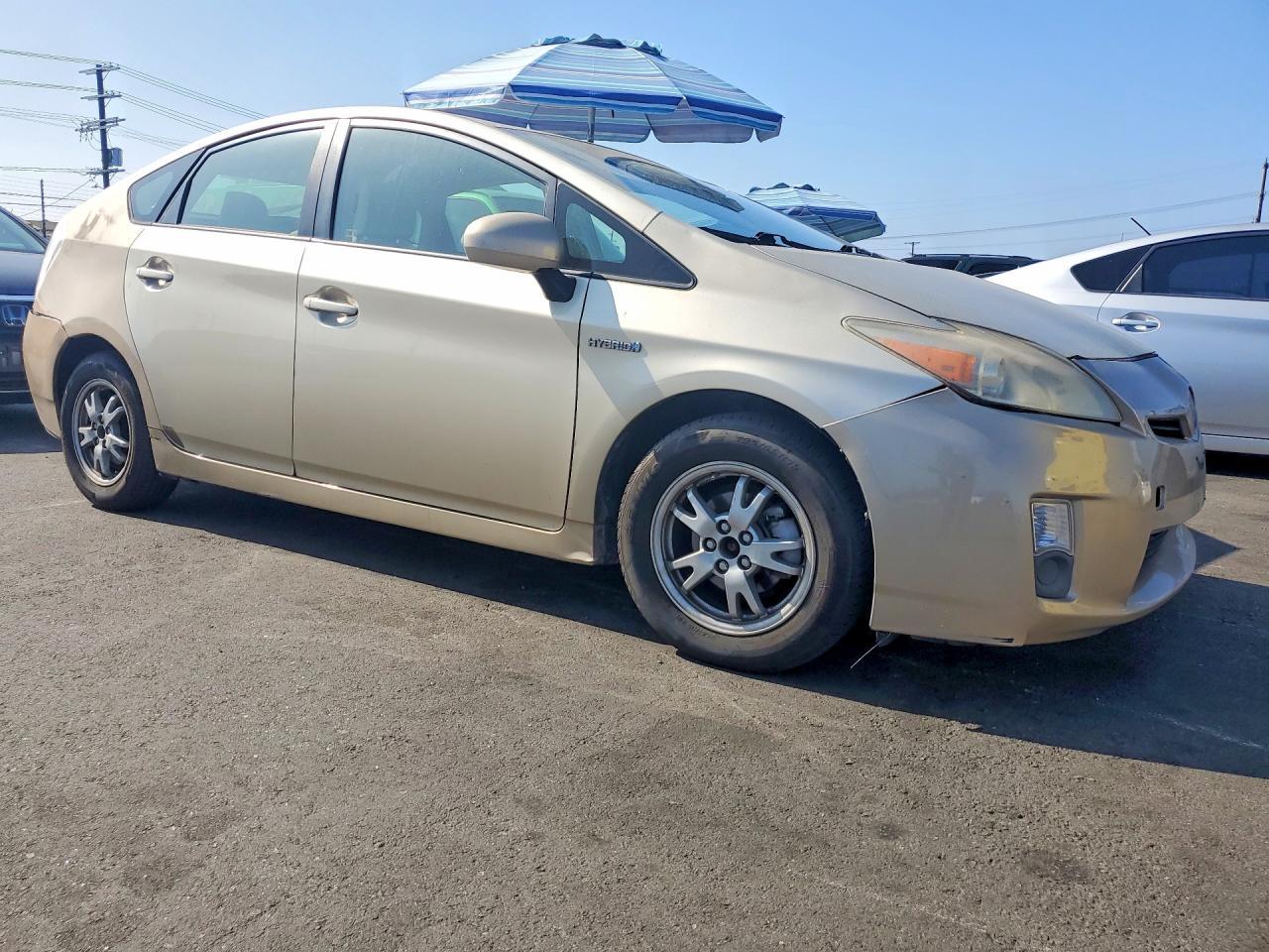 2010 Toyota Prius Iii - Image 4