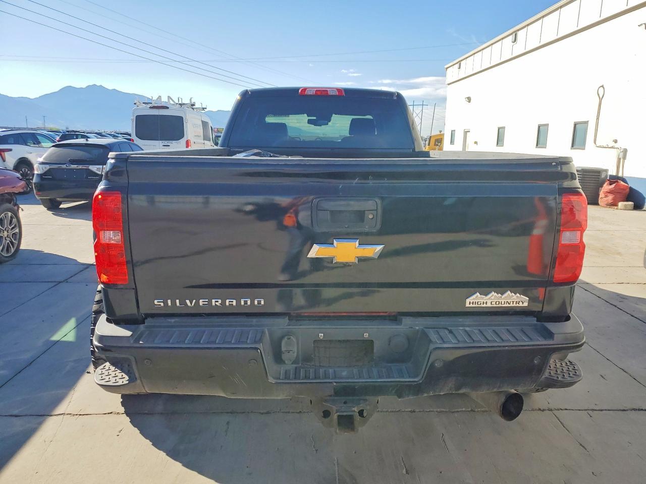 2017 Chevrolet Silverado K3500 High Country - Image 6