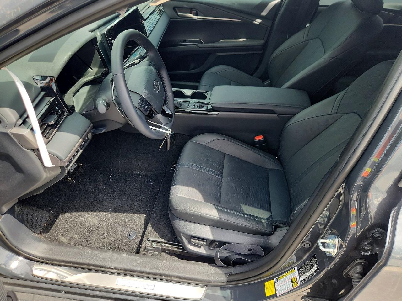 2026 Toyota Camry Xse - Image 7