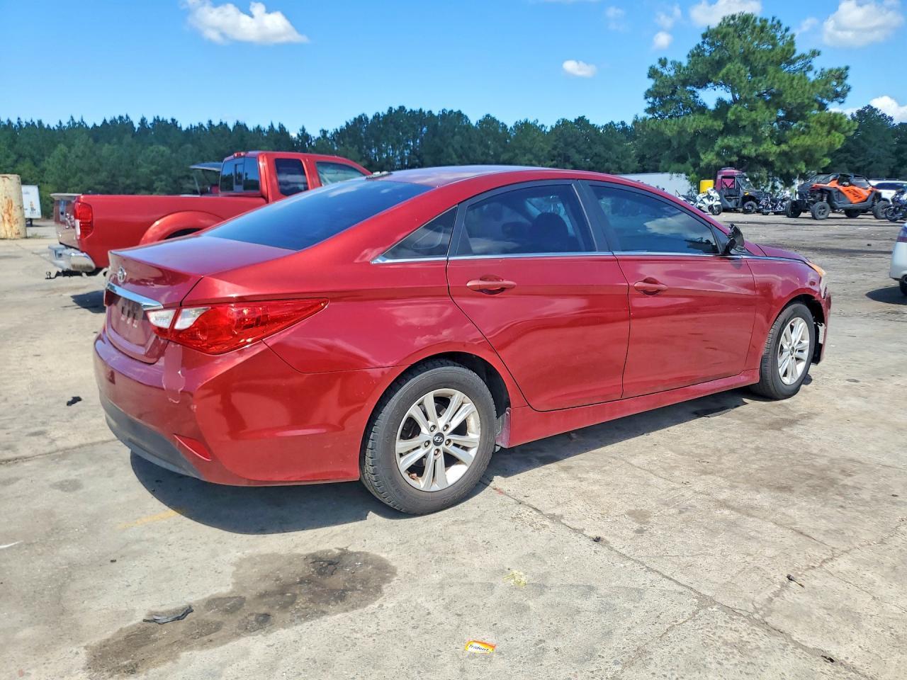 2014 Hyundai Sonata Gls - Image 3