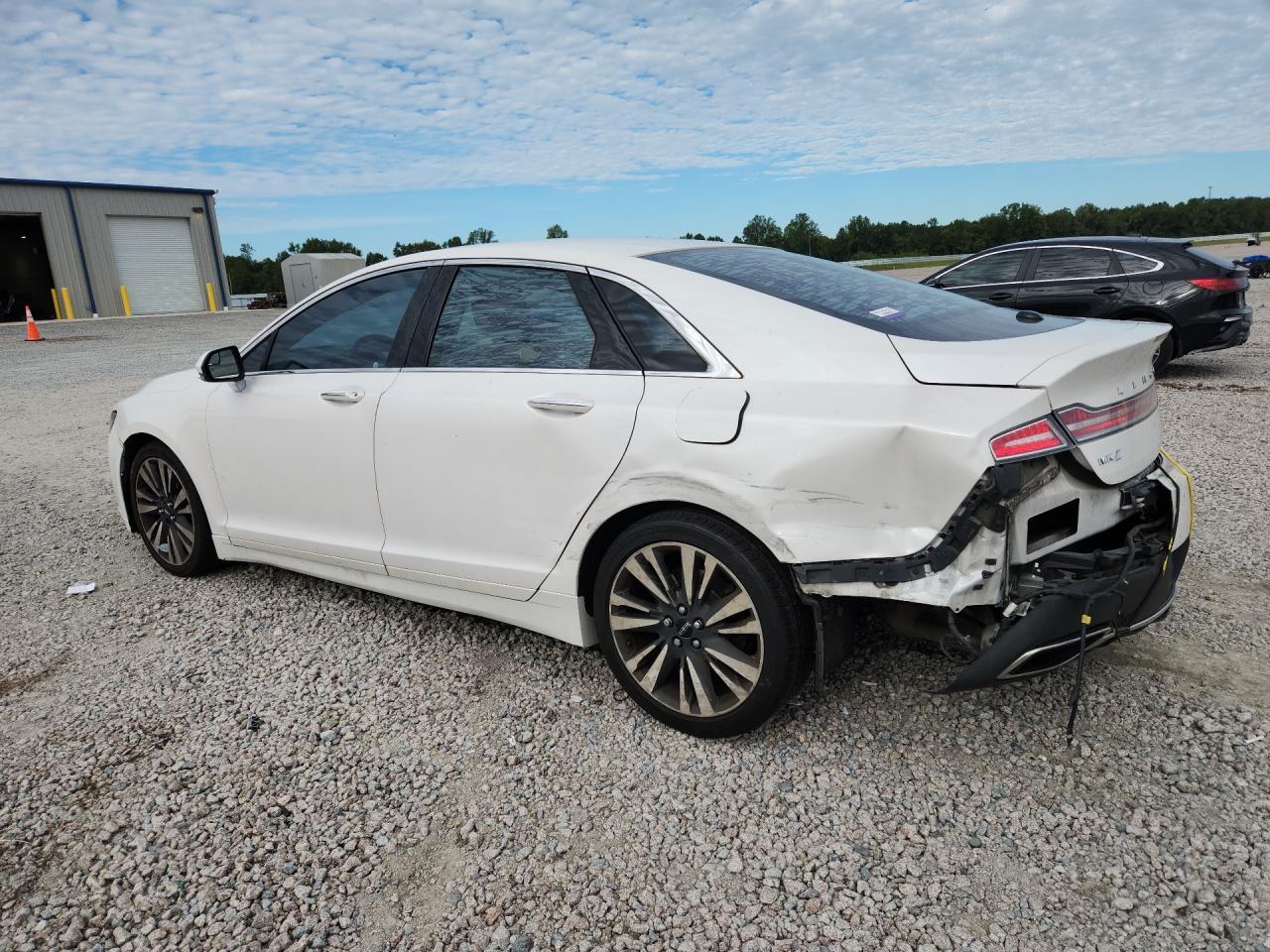 2017 Lincoln Mkz Select - Фото 2