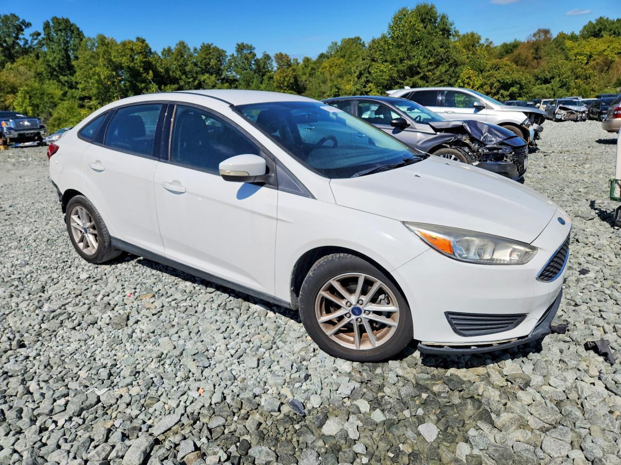 2017 Ford Focus Se - Image 4