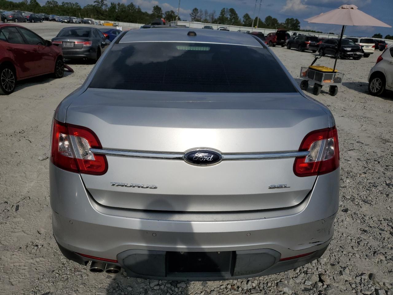 2010 Ford Taurus Sel - Фото 6