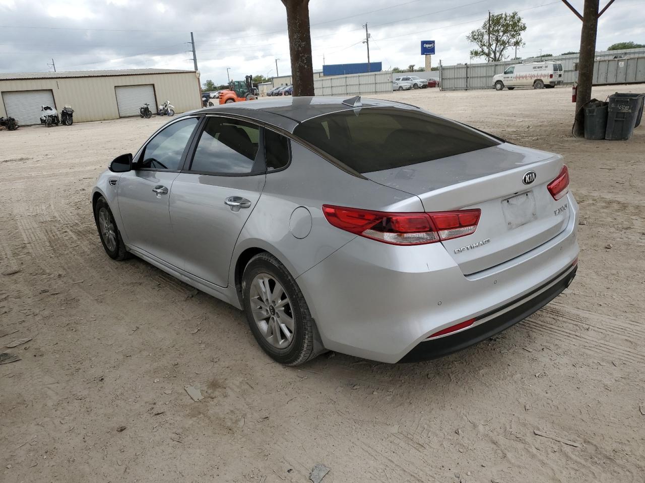 2018 Kia Optima Lx - Image 2