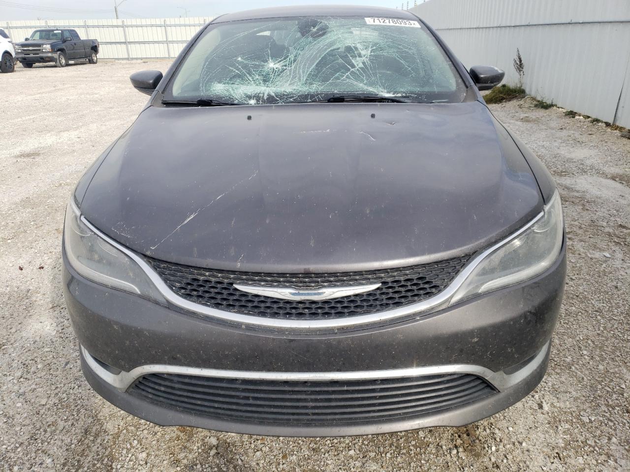 2016 Chrysler 200 Limited - Image 5