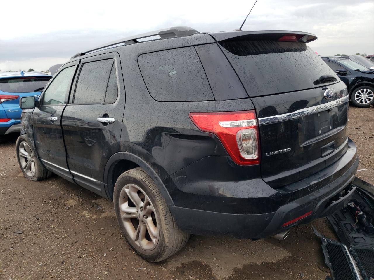 2014 Ford Explorer Limited - Image 2