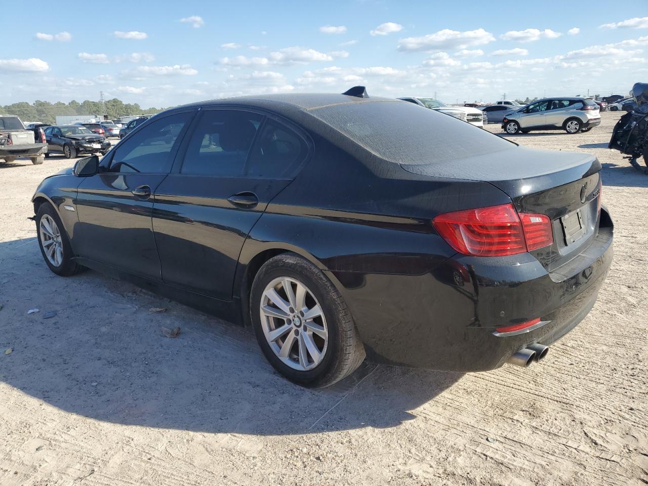 2016 BMW 528 I - Image 2