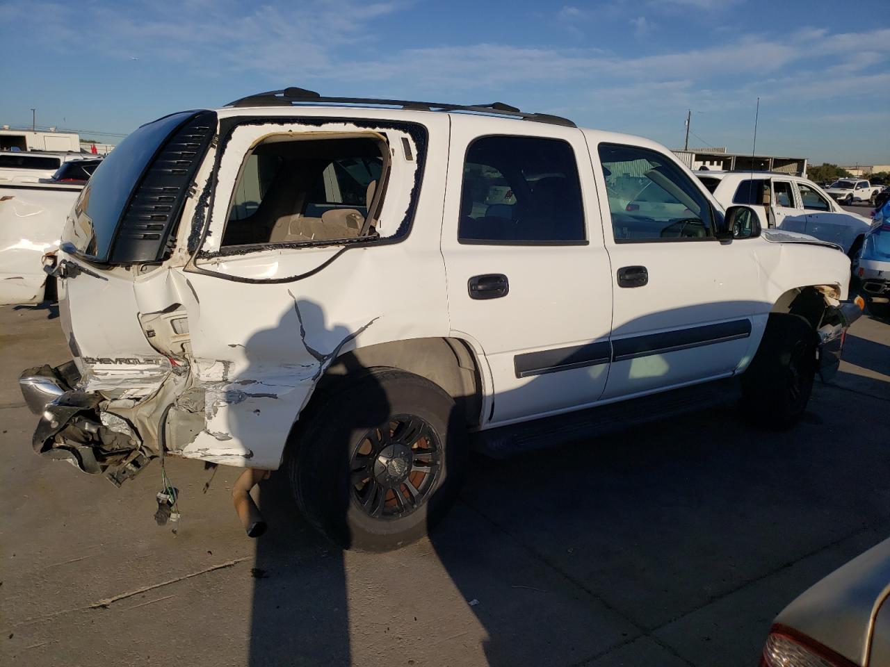2004 Chevrolet Tahoe C1500 - Фото 3