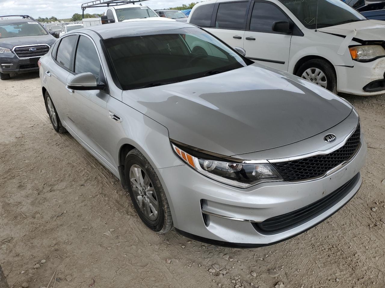 2018 Kia Optima Lx - Image 4