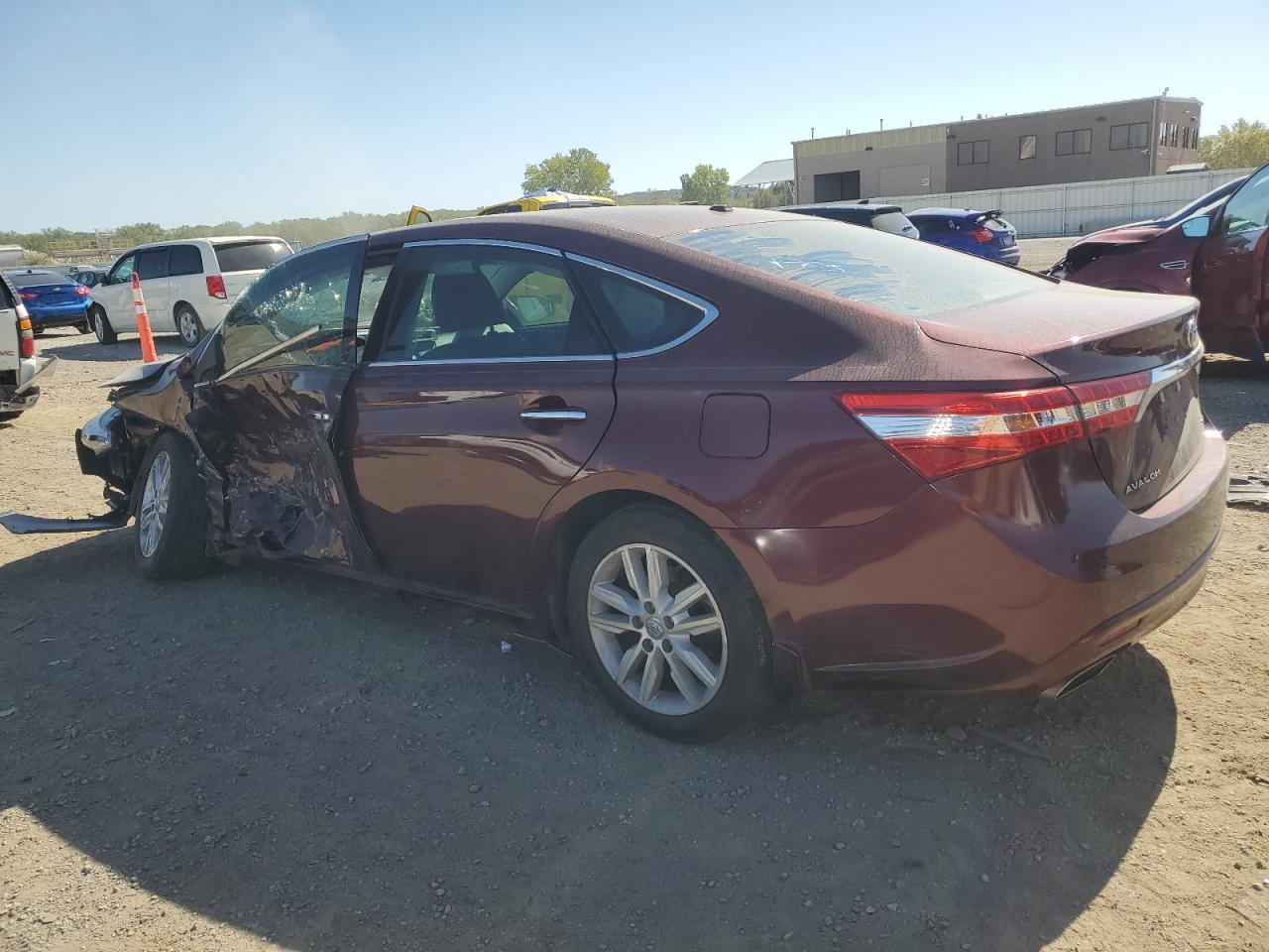 2015 Toyota Avalon Xle - Фото 2