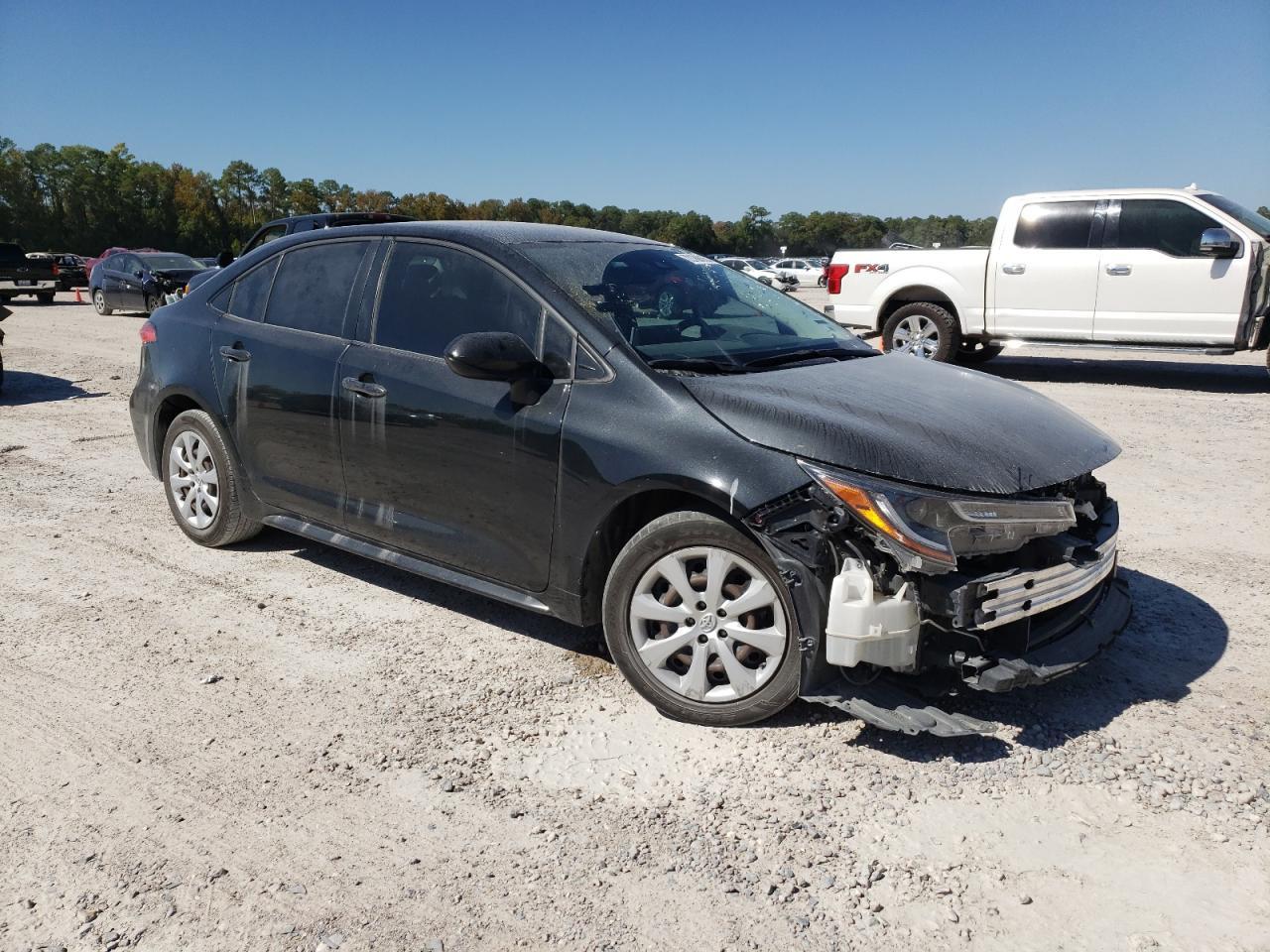 2021 Toyota Corolla Le - Фото 4