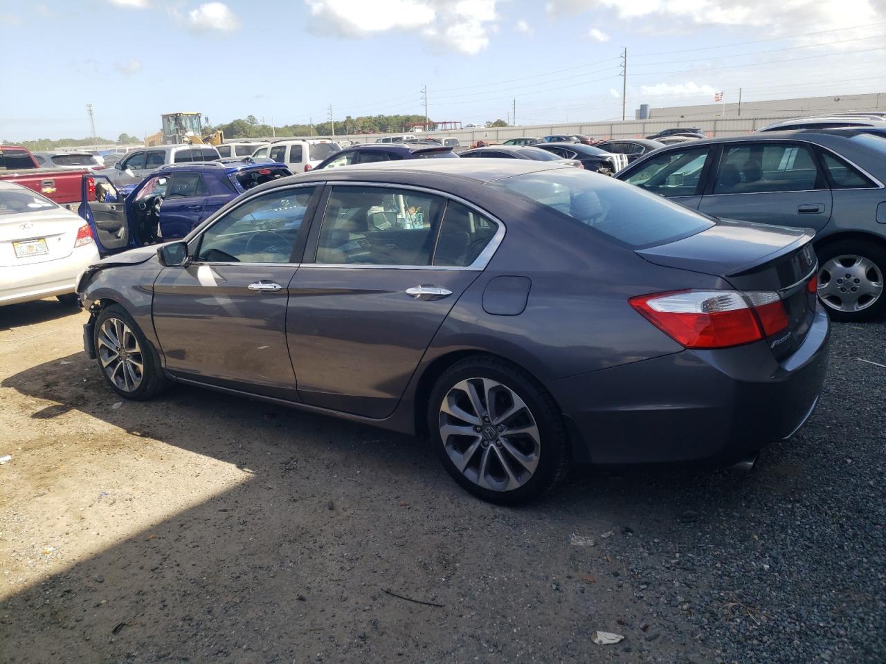 2015 Honda Accord Sport - Фото 2
