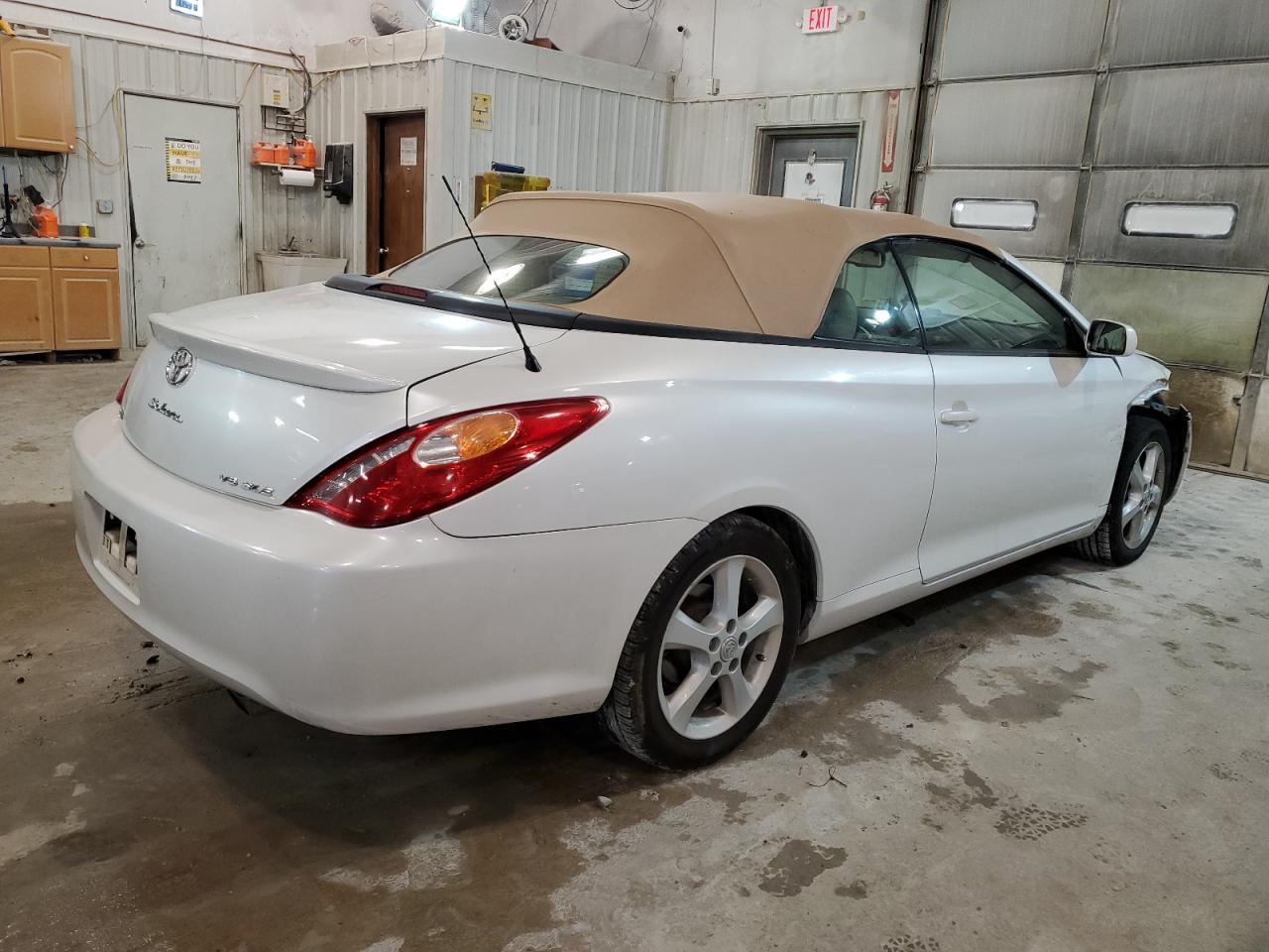 2006 Toyota Camry Solara Se - Фото 3