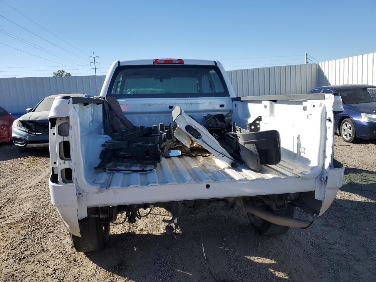 2015 Chevrolet Silverado - Image 6