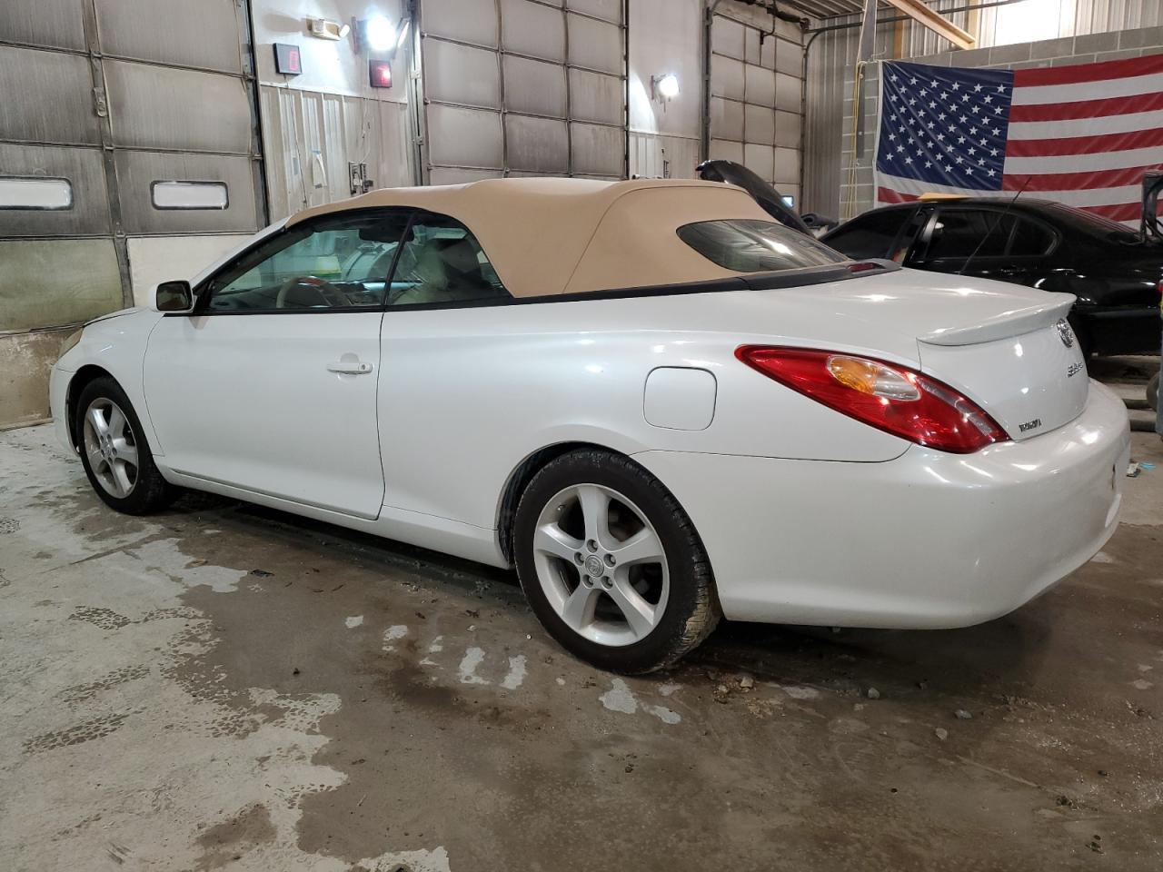 2006 Toyota Camry Solara Se - Фото 2