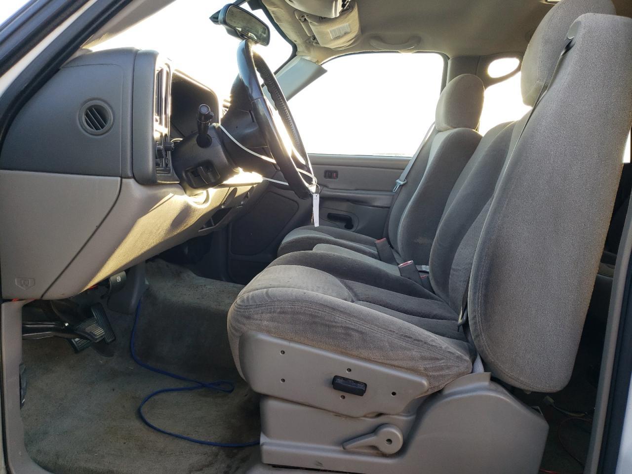 2004 Chevrolet Tahoe C1500 - Фото 7