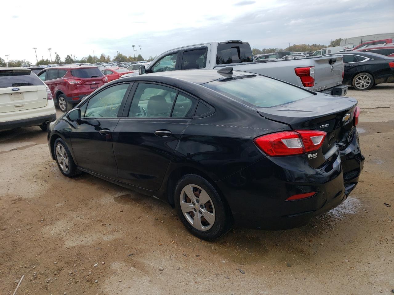 2018 Chevrolet Cruze Ls - Image 2