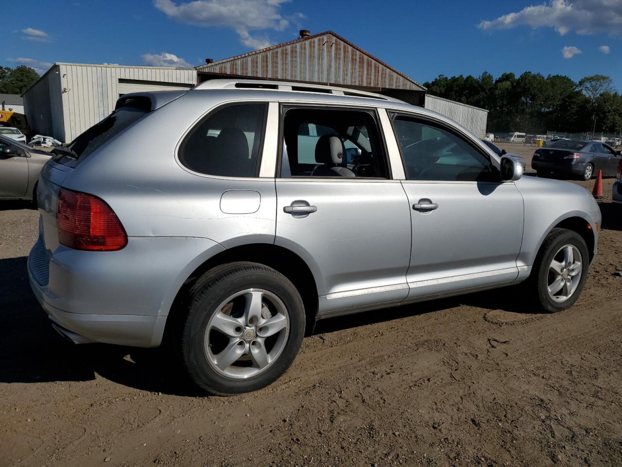 2006 Porsche Cayenne S - Image 3