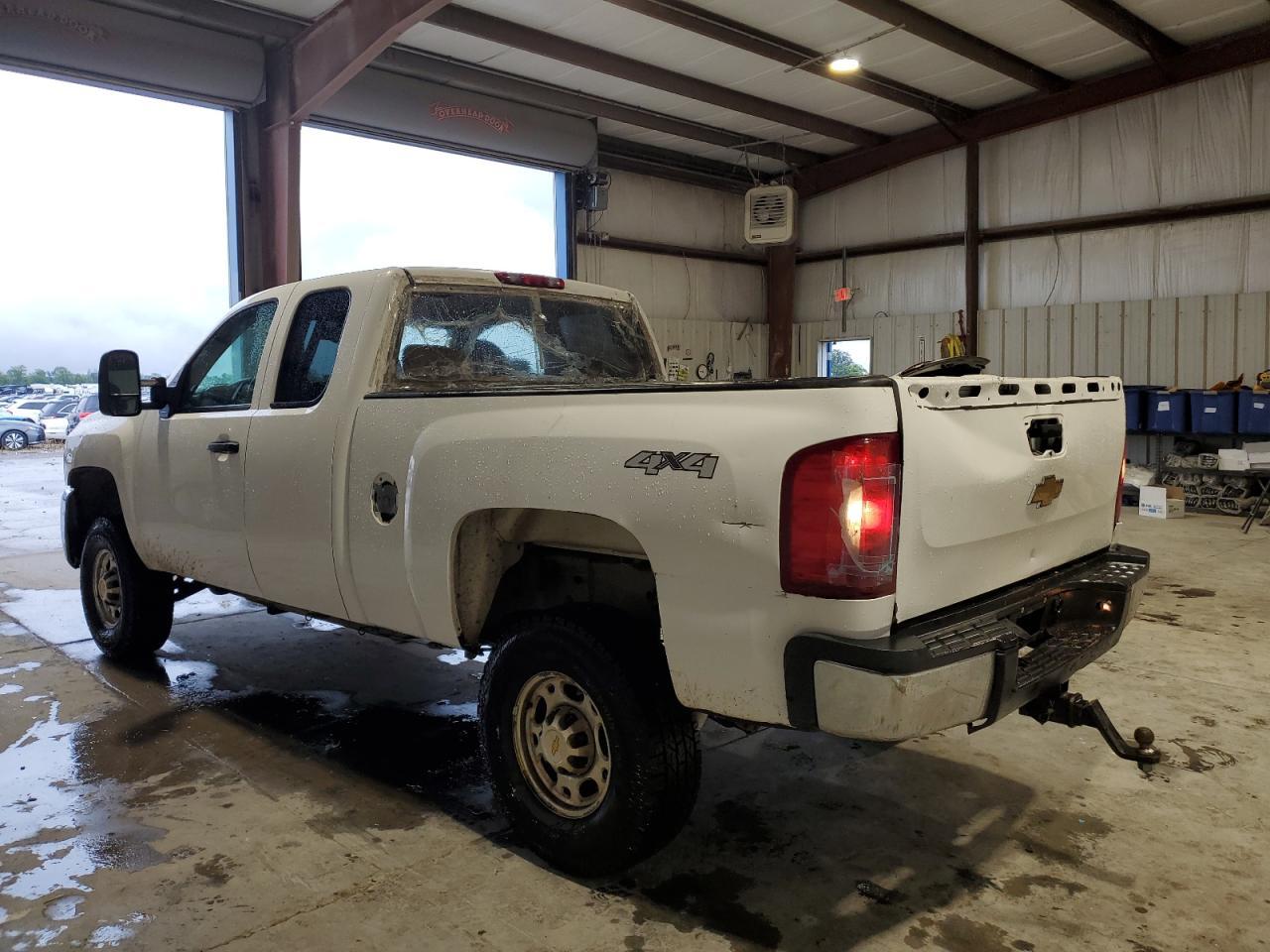 2007 Chevrolet Silverado K2500 Heavy Duty - Image 2
