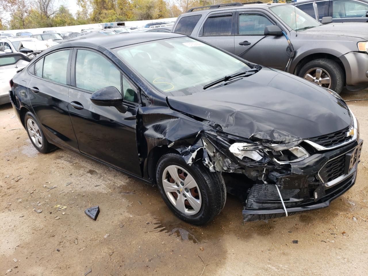 2018 Chevrolet Cruze Ls - Image 4