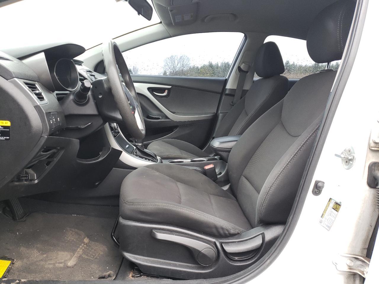 2016 Hyundai Elantra Se - Image 7