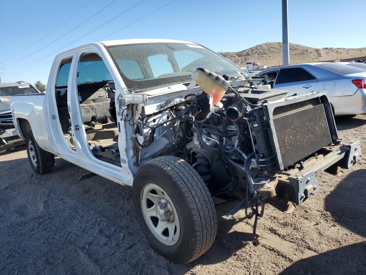 2015 Chevrolet Silverado - Image 4