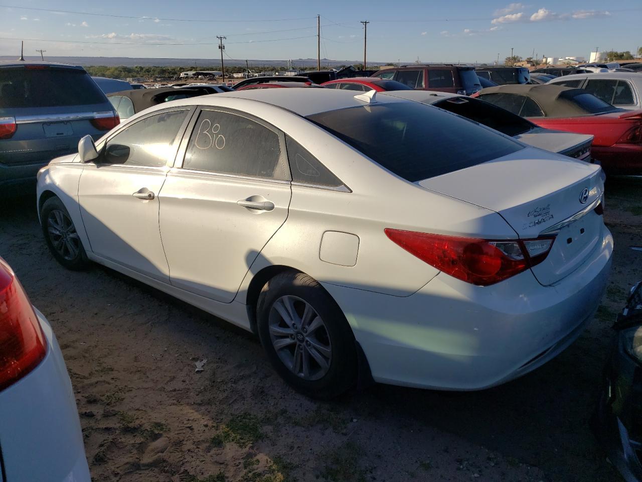 2011 Hyundai Sonata Gls - Image 2
