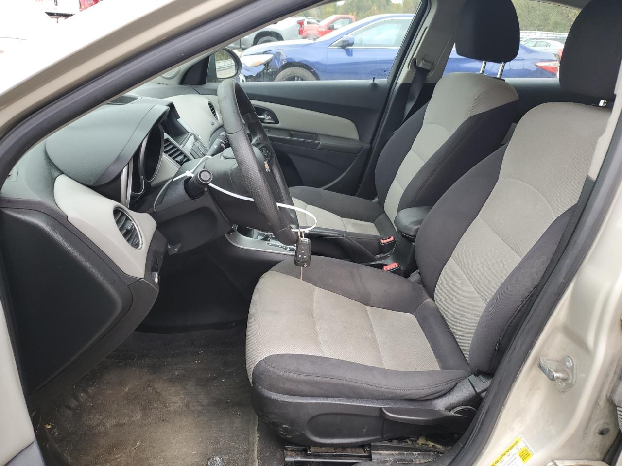 2013 Chevrolet Cruze Ls - Фото 7