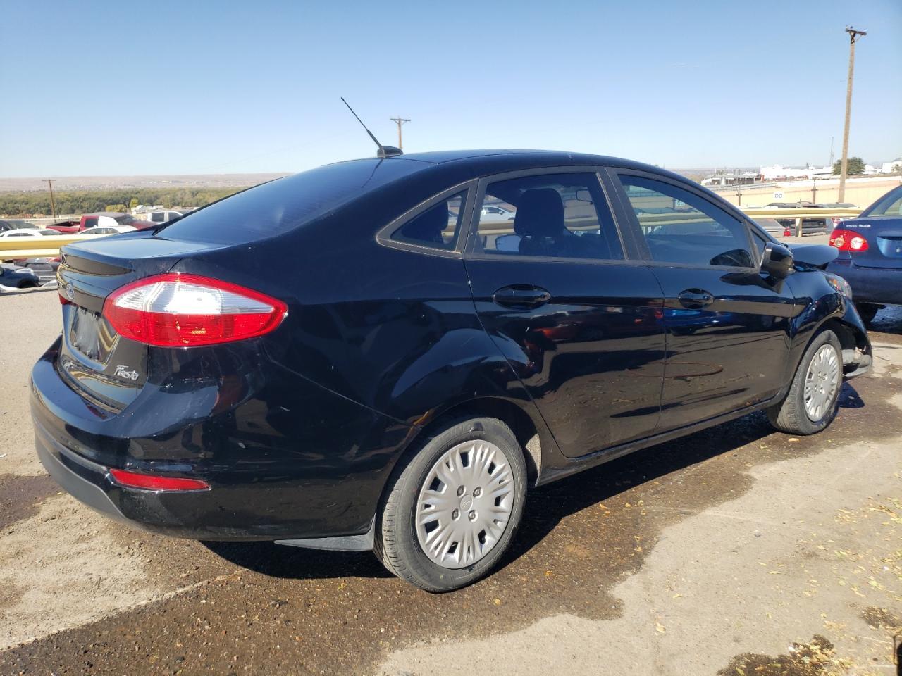 2019 Ford Fiesta S - Фото 3