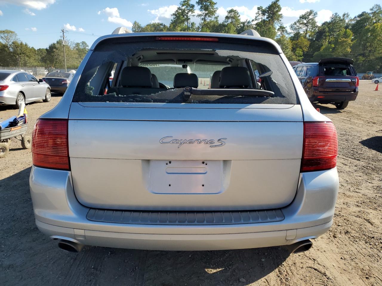 2006 Porsche Cayenne S - Image 6