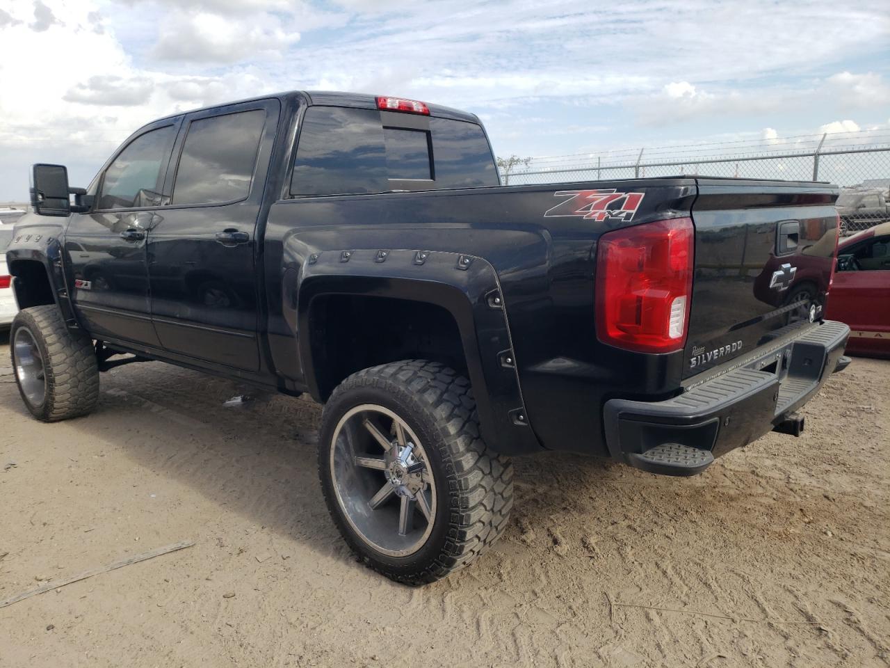 2017 Chevrolet Silverado K1500 Ltz - Фото 2