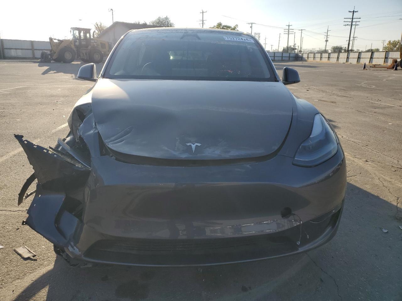 2023 Tesla Model Y - Фото 5