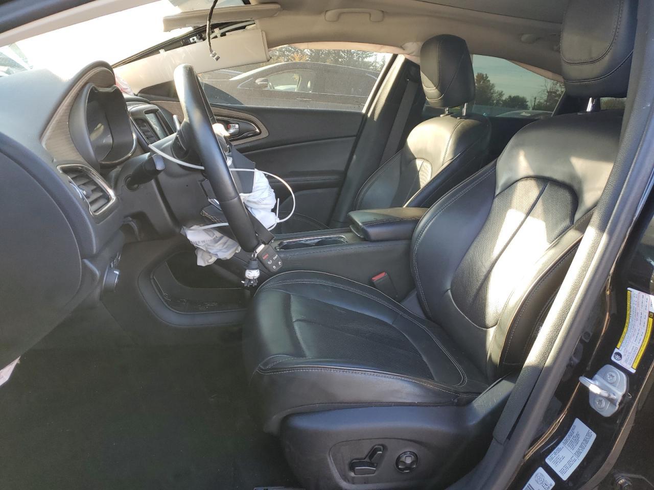 2015 Chry 200 C - Image 7