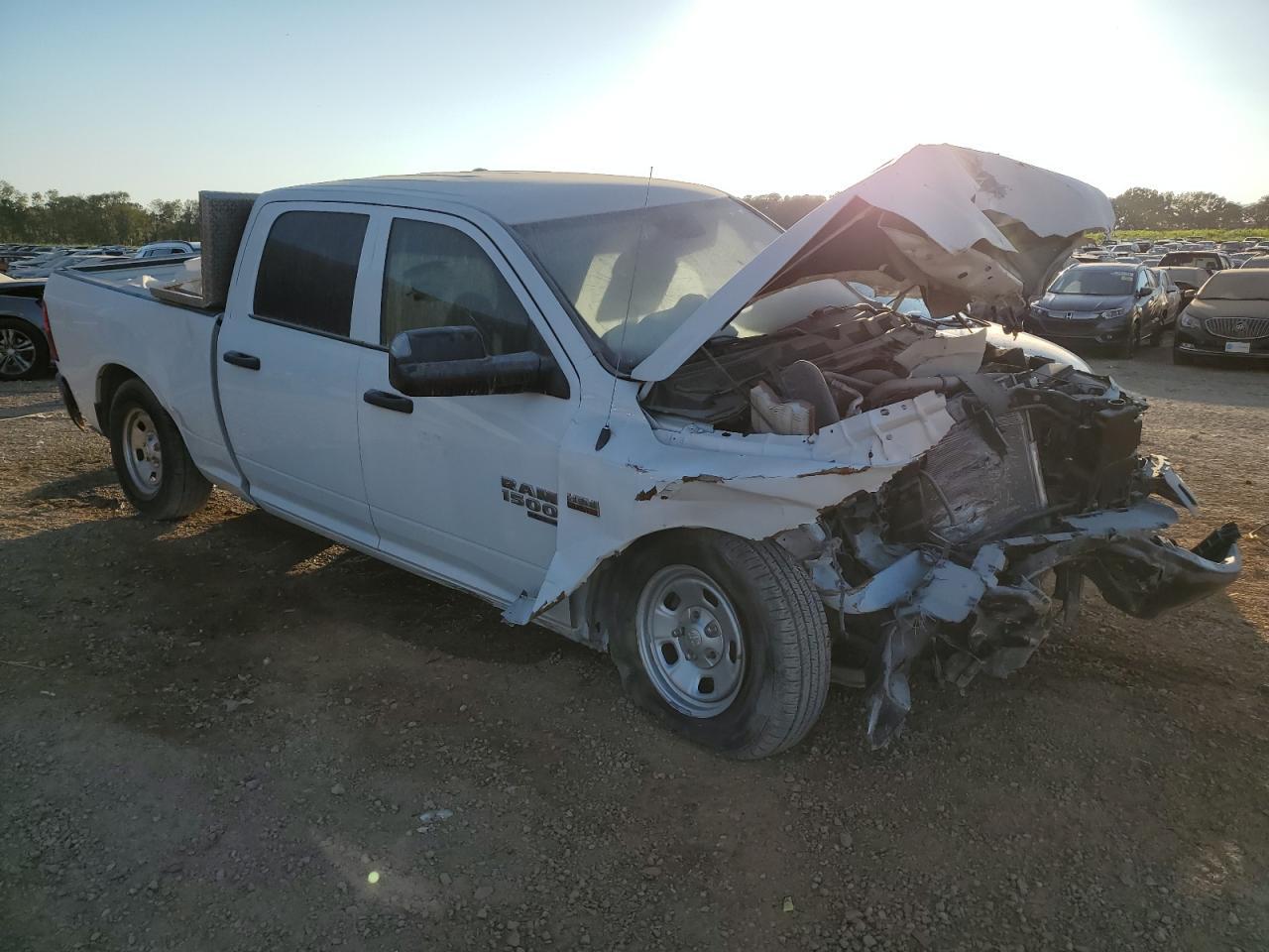 2022 Ram 1500 Classic Tradesman - Фото 4